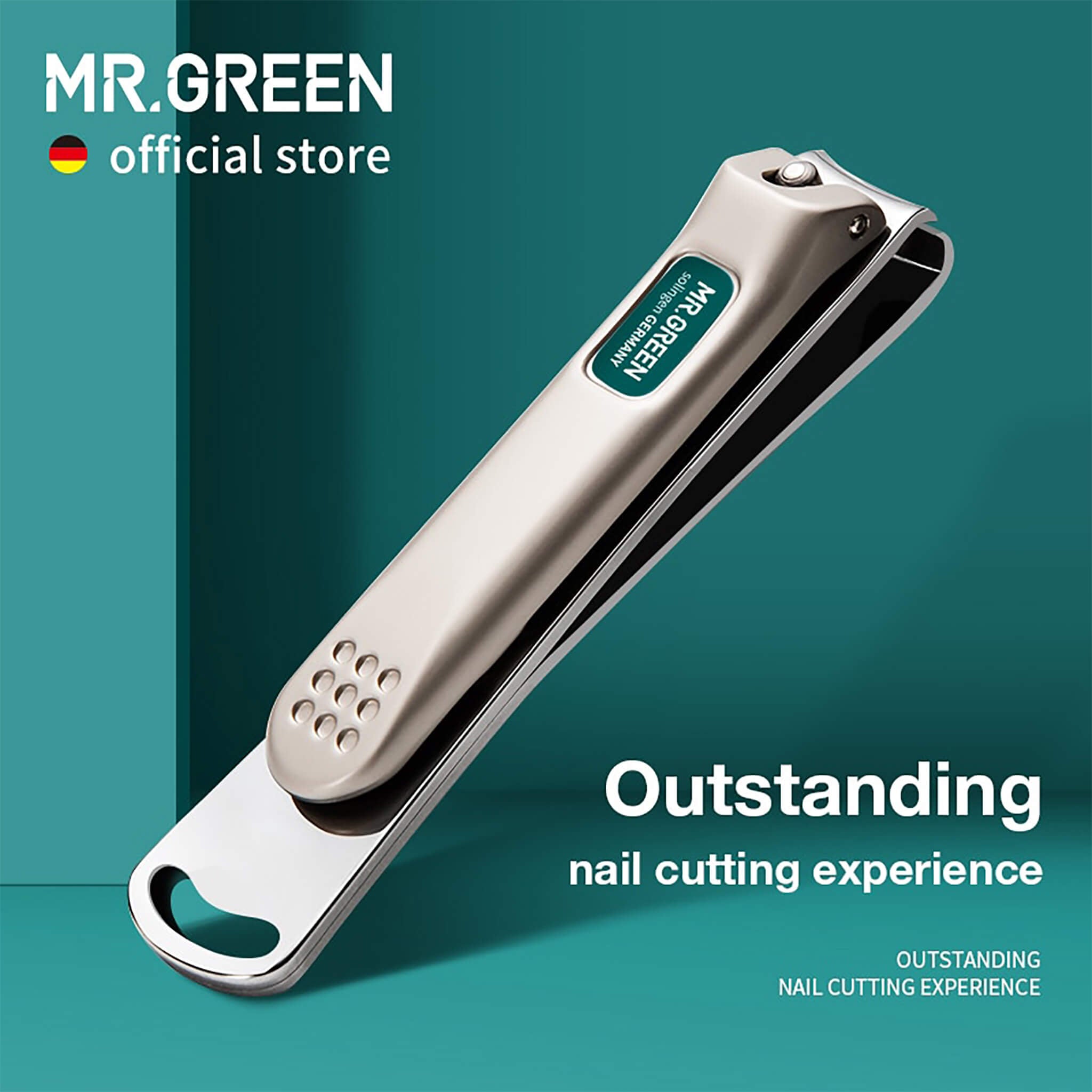 MR.GREEN curved blade nail clippers—stainless steel, premium cut, anti-slip handle for an outstanding nail-cutting experience.