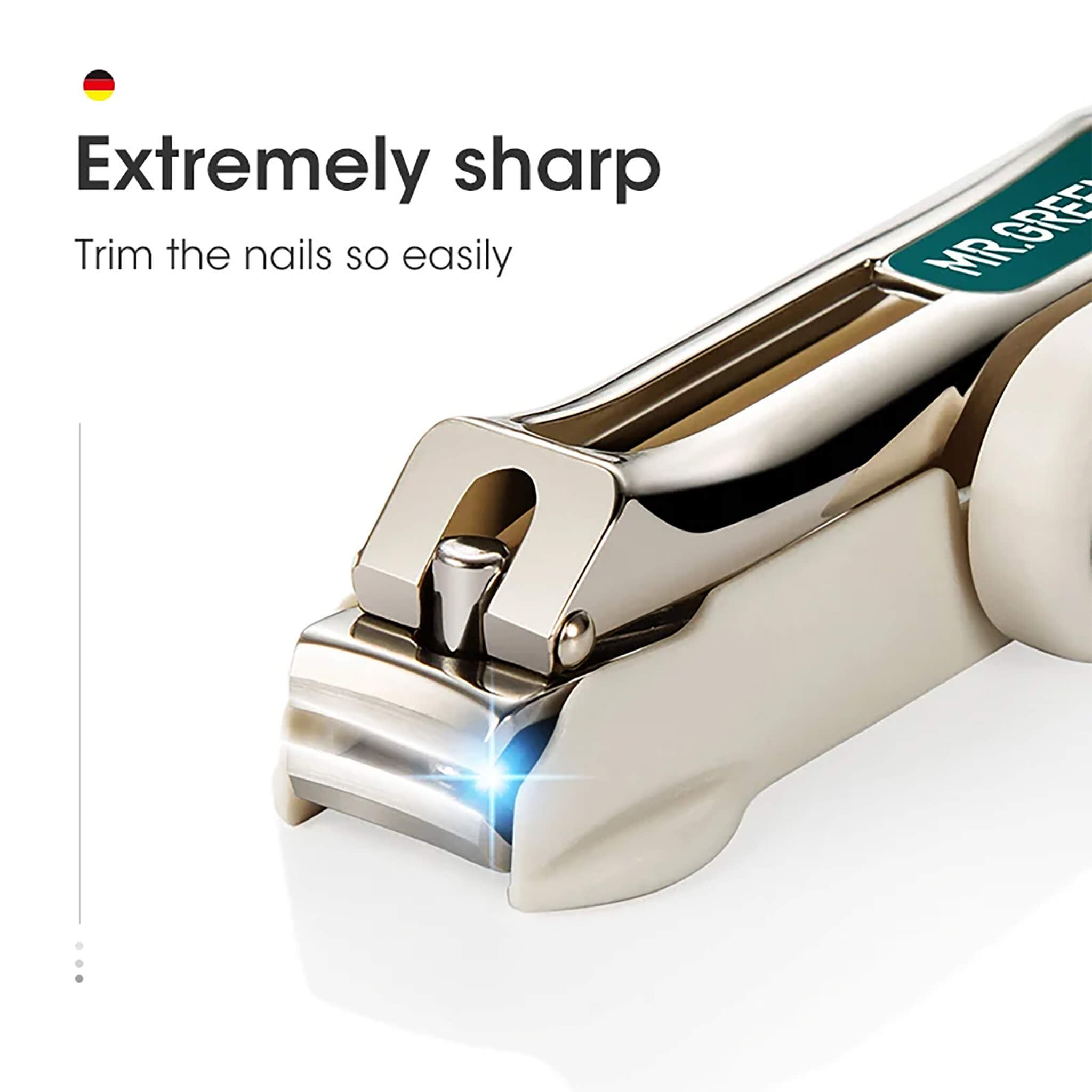 Close do cortador de unhas MR.GREEN com lâminas de aço inox extremamente afiadas; cortes rápidos e precisos com menos esforço.