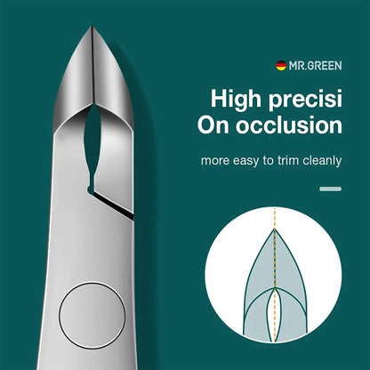 Alicate de cutícula MR.GREEN em aço inox; close da ponta com oclusão de alta precisão e lâmina inclinada 5 mm para cortes limpos.