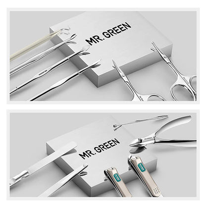 MR.GREEN 12-in-1 Maniküre- & Pediküre-Set — Detailansicht polierter Edelstahl-Werkzeuge: Scheren, Feile, Zange und Knipser.