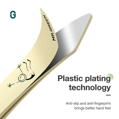 Pinces à sourcils MR.GREEN, pointe inclinée en inox et manche courbe avec revêtement plastique antidérapant, anti-empreintes.